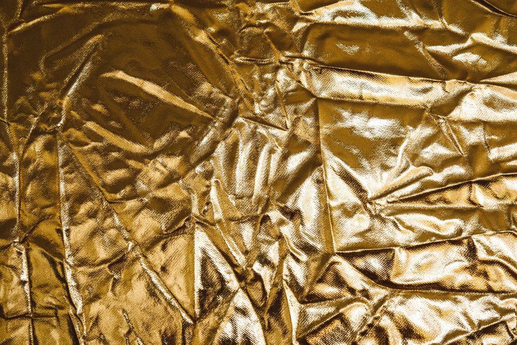 Can Tiny Gold Particles Kill Bacteria?